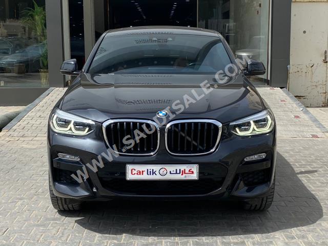 2020 بي ام دبليو الفئة اكس 4