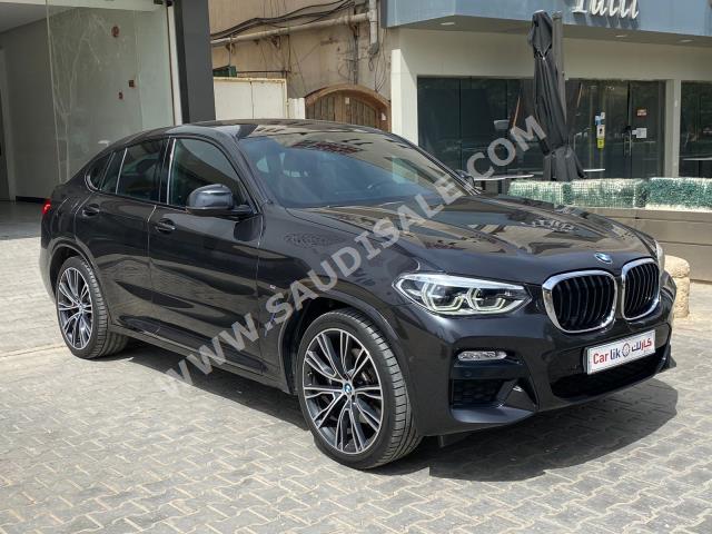 2020 بي ام دبليو الفئة اكس 4