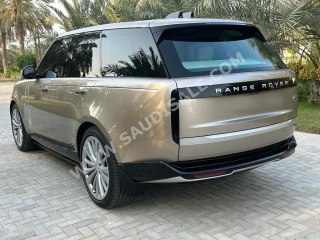 2022 لاند روفر رينج روفر فيرست اديشن