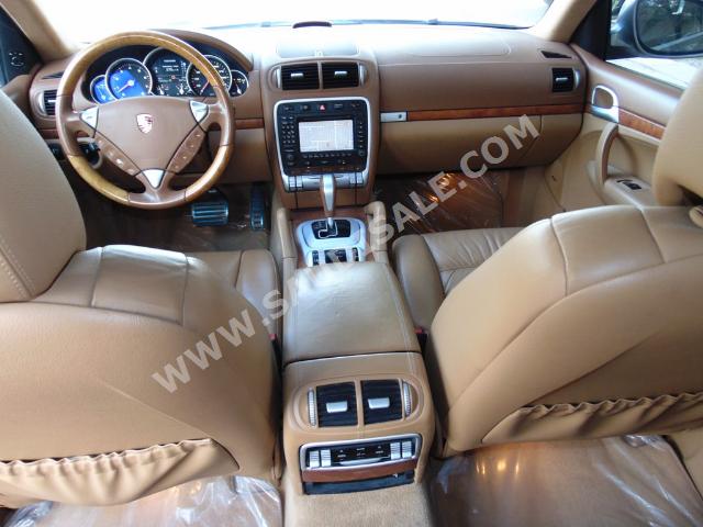 2005 Porsche Cayenne Magnum