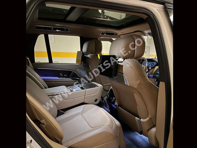 2023 لاند روفر رينج روفر اوتوبيوغرافي