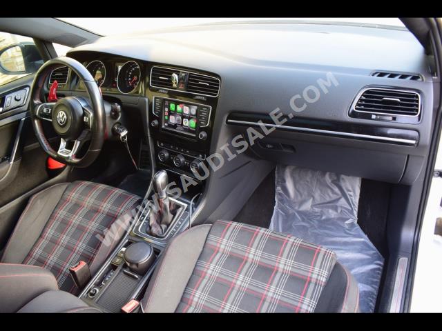 2016 فولكس واجن جي تي اي