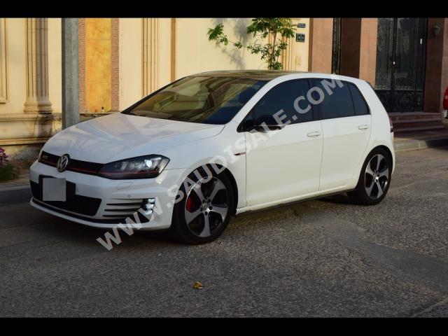 2016 فولكس واجن جي تي اي