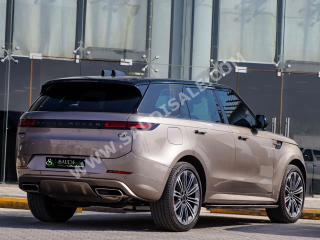 2023 لاند روفر رينج روفر سبورت اوتوبيوجرافي