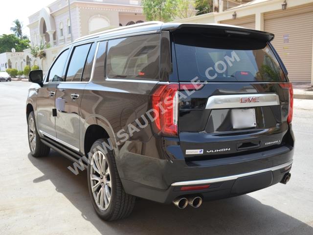 2021 GMC Yukon Denali