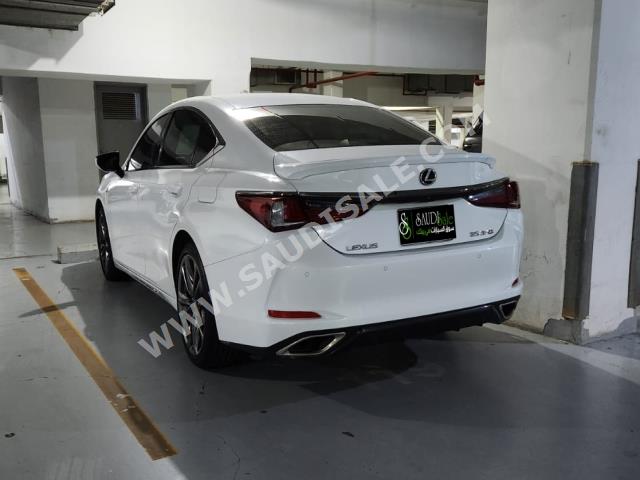 2021 لكزس إي إس 350 اف سبورت