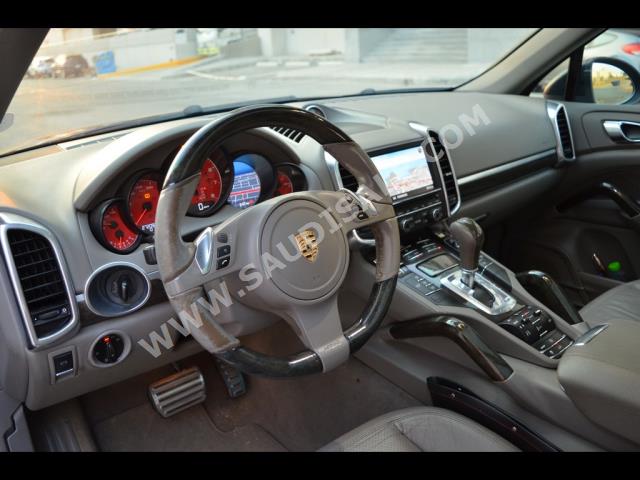 2012 بورش كايين اس