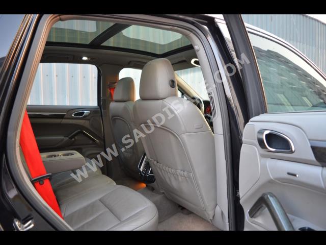 2012 بورش كايين اس