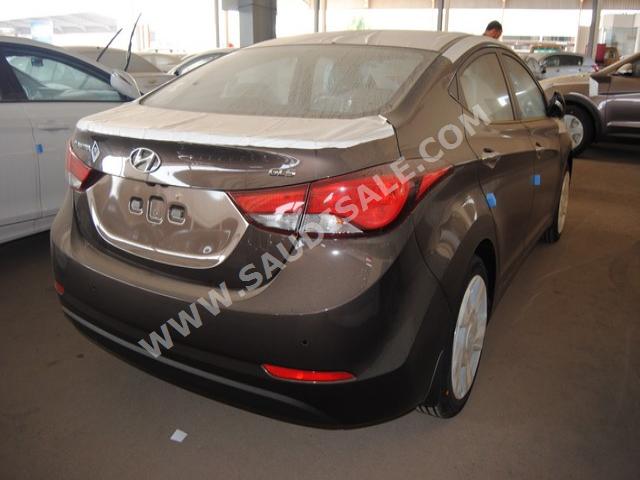 2014 هيونداي النترا