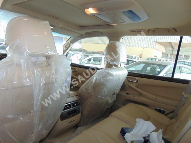 2010 Lexus LX 570