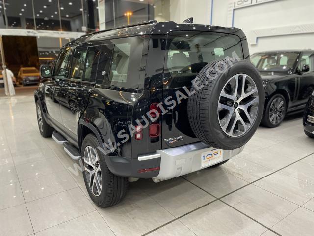 2023 لاند روفر ديفيندر اس اي