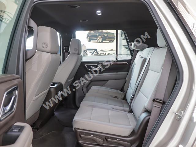 2022 جي ام سي يوكون اس ال اي