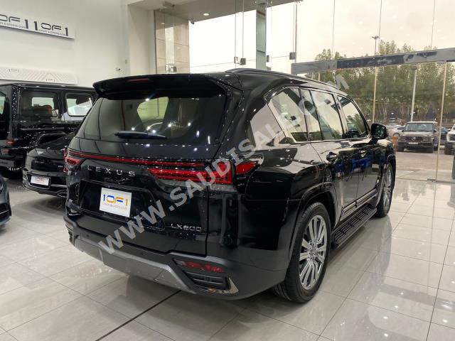 2023 لكزس إل إكس 600 في أي بي