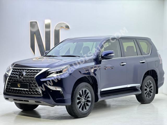 2022 لكزس جي إكس 460