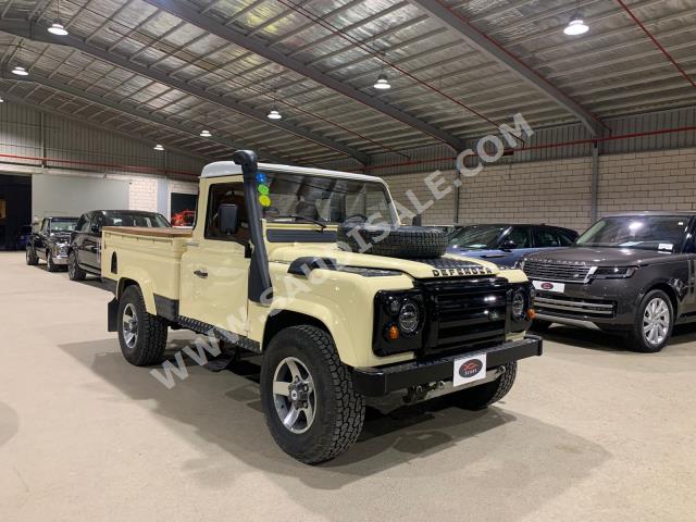 1990 لاند روفر ديفيندر