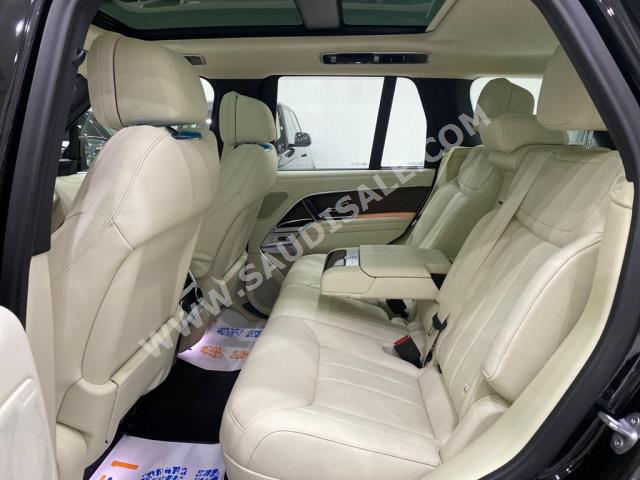 2022 لاند روفر رينج روفر اتش اس اي