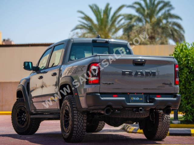 2023 دودج رام تي ار اكس