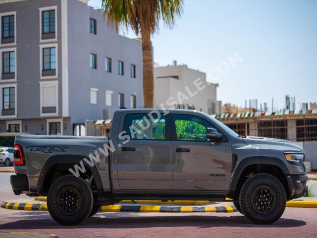 2023 دودج رام تي ار اكس