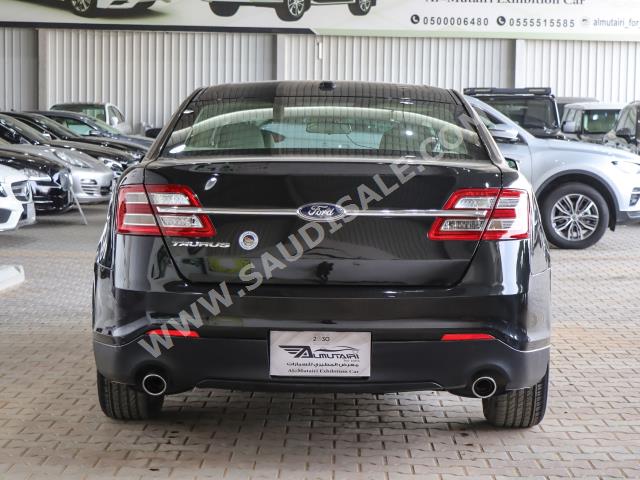 2013 فورد توروس