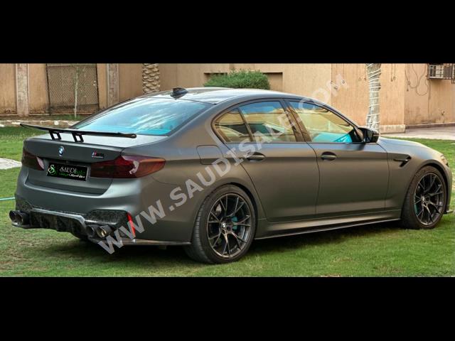 2020 بي ام دبليو الفئة ام إم 5 كومبيتيشن