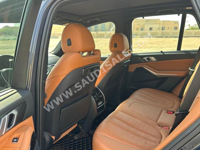 2019 بي ام دبليو الفئة اكس 5