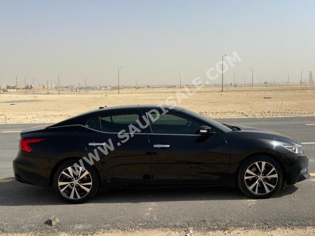 2018 نيسان ماكسيما