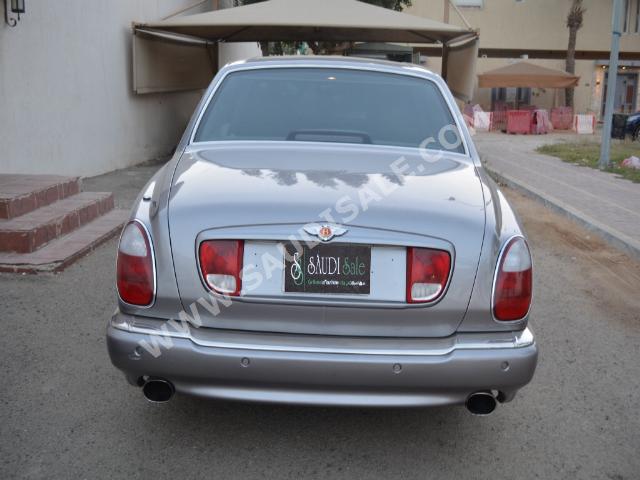 2001 بنتلي ارناج