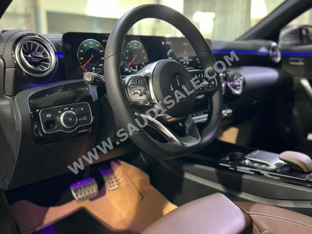 2022 مرسيدس - بنز سي إل أي 200 أي إم جي