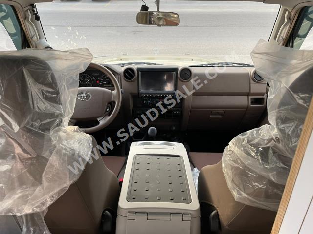 2021 تويوتا لاند كروزر ربع ال اكس