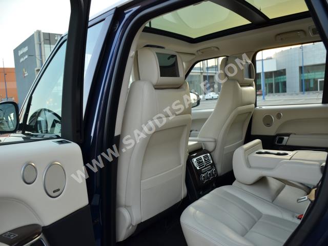 2017 لاند روفر رينج روفر فوج