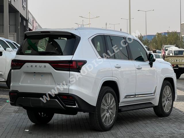 2023 لكزس إل إكس 600 في أي بي