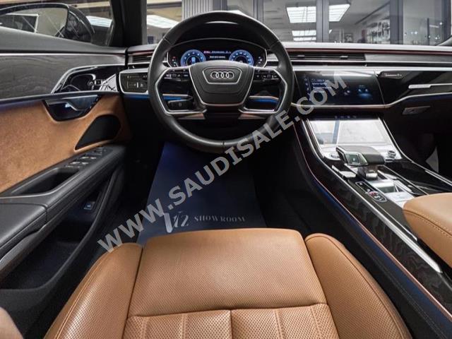 2022 Audi A8L