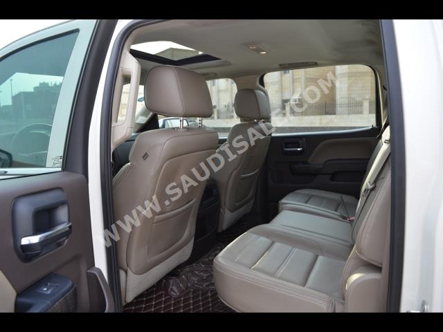 2015 جي ام سي سييرا دينالي