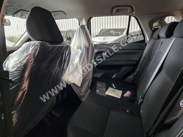 2024 تويوتا رايز