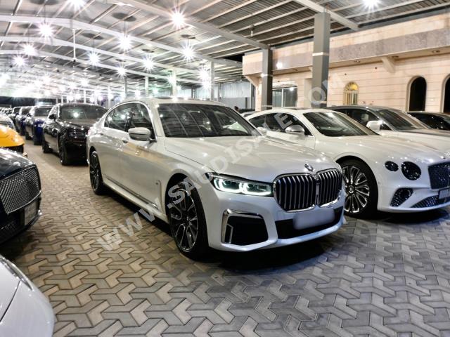 2021 بي ام دبليو الفئة السابعة 730 إل أي