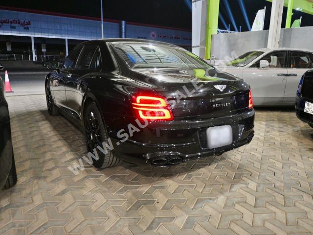 2023 بنتلي كونتيننتل فلاينج سبير