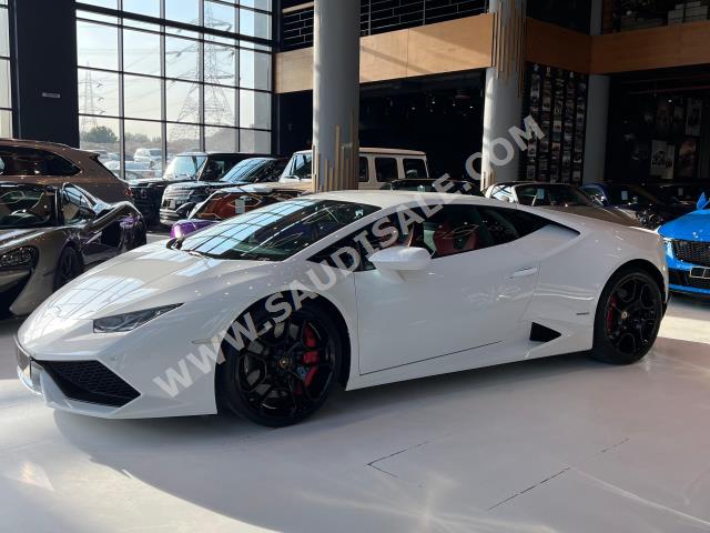 2015 لمبرجيني هوراكان