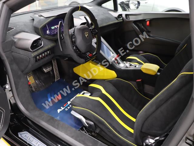 2022 Lamborghini Huracán STO