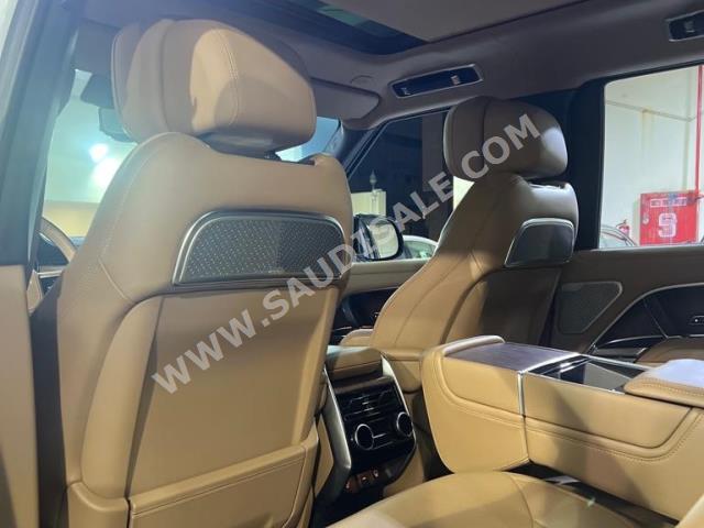 2022 لاند روفر رينج روفر اوتوبيوغرافي