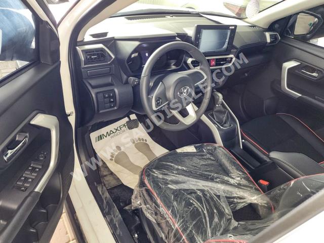 2024 تويوتا رايز