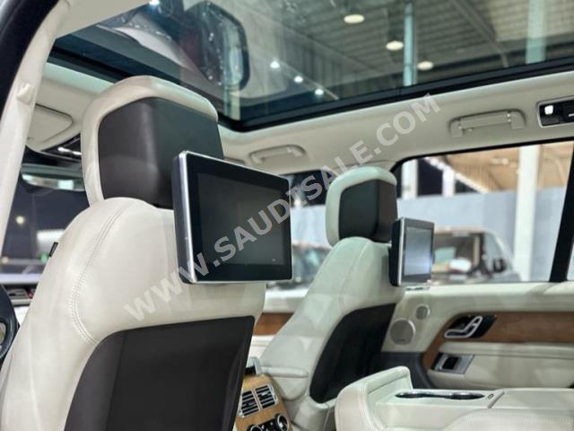 2020 لاند روفر رينج روفر فوج اس اي