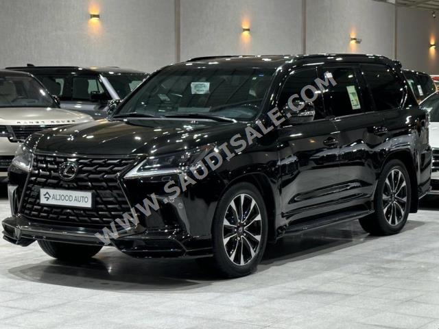 2021 لكزس إل إكس 570 بلاك اديشن