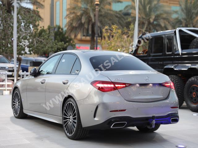 2022 مرسيدس - بنز سي 200 أي إم جي