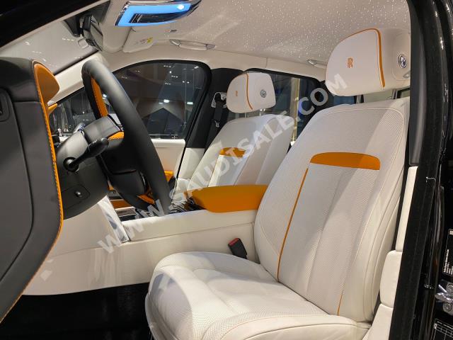 2024 رولز رويس كولينان سلفر بادج