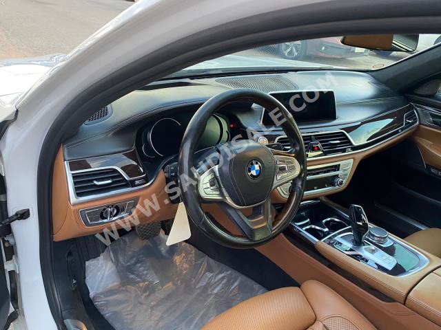 2016 بي ام دبليو الفئة السابعة 730 إل أي