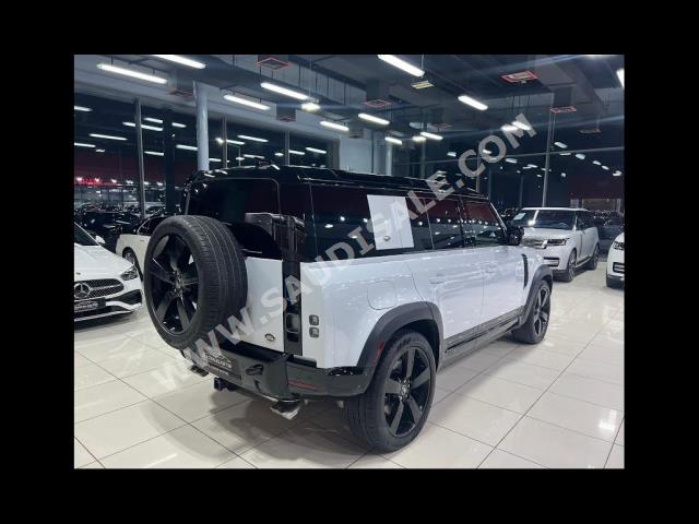 2023 لاند روفر ديفيندر