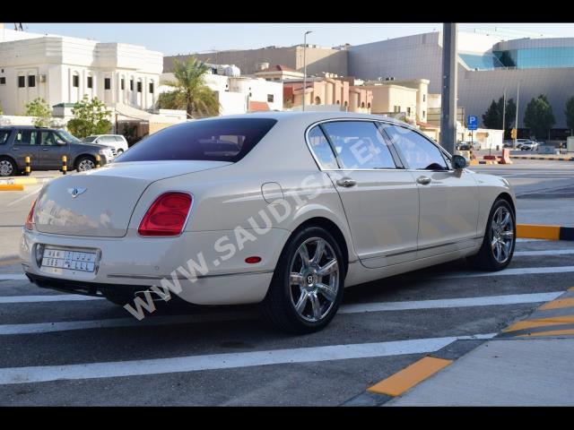 2009 بنتلي كونتيننتل فلاينج سبير دابليو 12