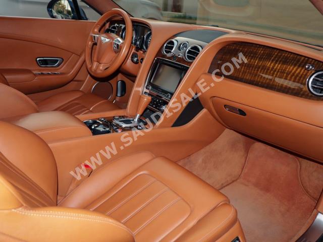 2013 بنتلي كونتيننتل جي تي