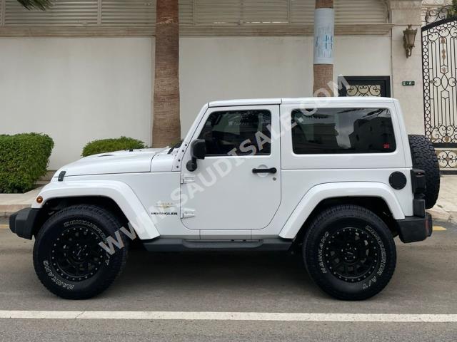 2015 جييب رانجلر صحارى