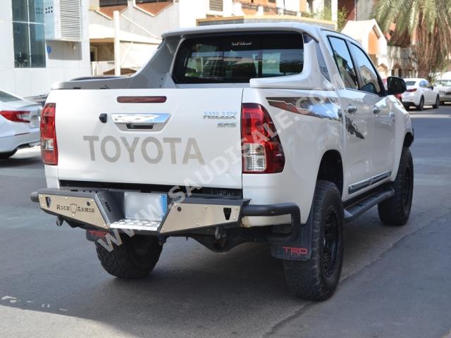 2020 Toyota Hilux TRD
